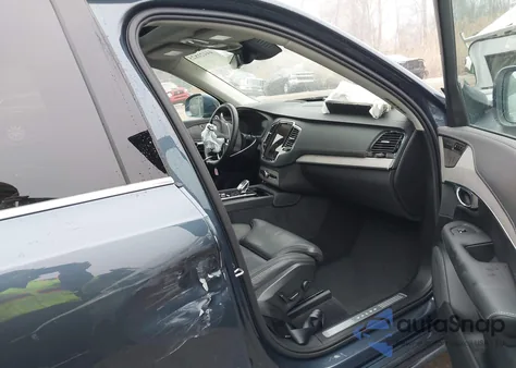 2025 Volvo Xc90 B6 Ultra z USA, uszkodzony, nr VIN YV4062JF1S1311315